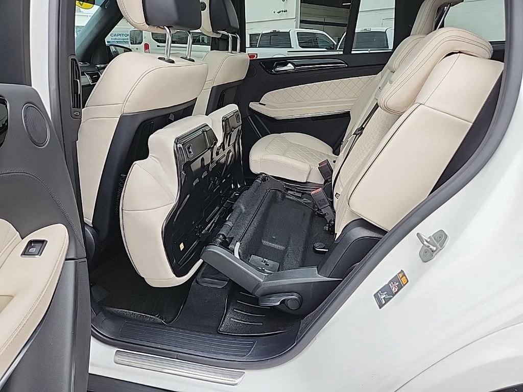 Used 2018 Mercedes-Benz GLS 550 4MATIC image 36