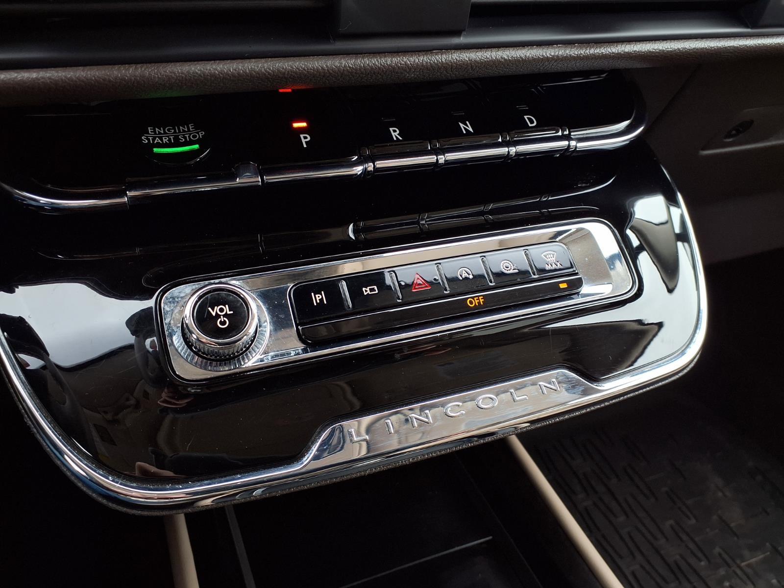 Used 2024 Lincoln Corsair Premiere w/ Equipment Group 101A image 21