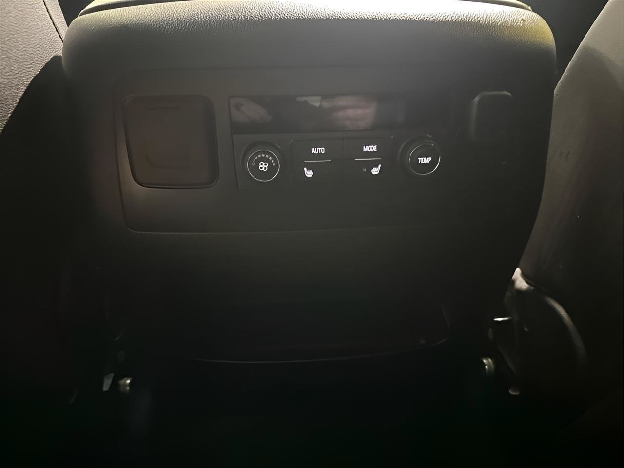 Used 2019 Chevrolet Tahoe Premier AWD/4WD image 21