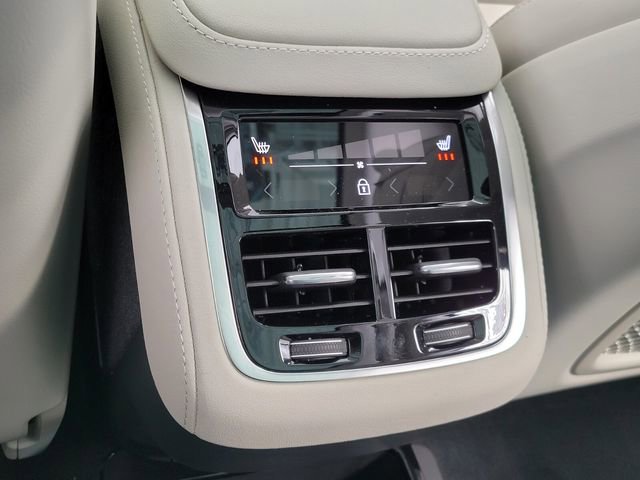New 2026 Volvo XC90 B6 Ultra w/ Protection Package Premier AWD/4WD image 12