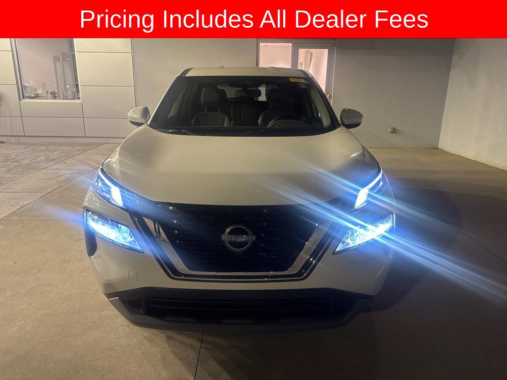 Certified 2023 Nissan Rogue SV FWD image 5