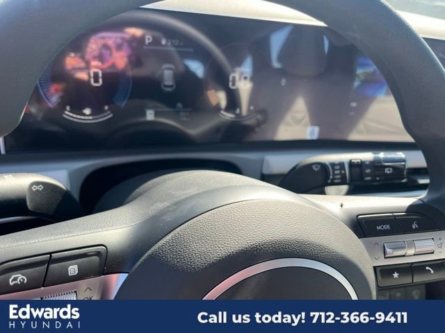 New 2025 Hyundai Tucson SE image 16