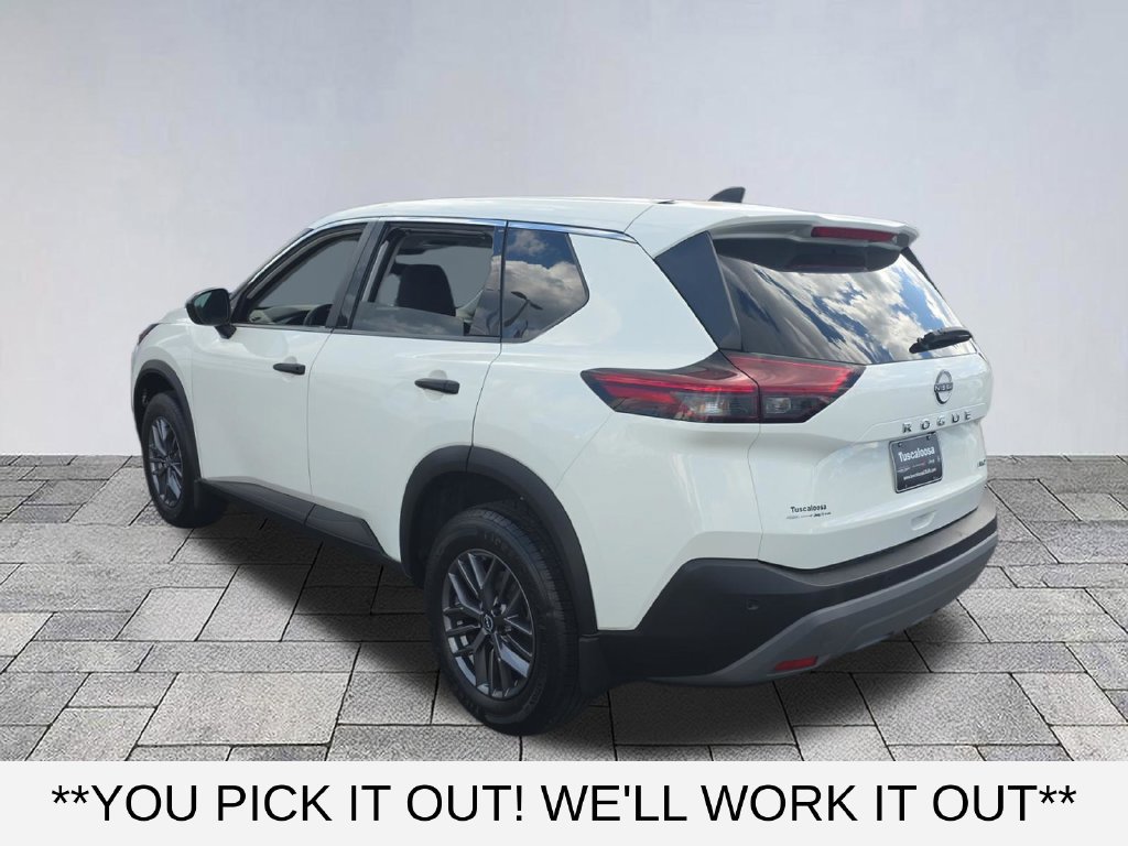 Used 2022 Nissan Rogue S AWD/4WD image 5