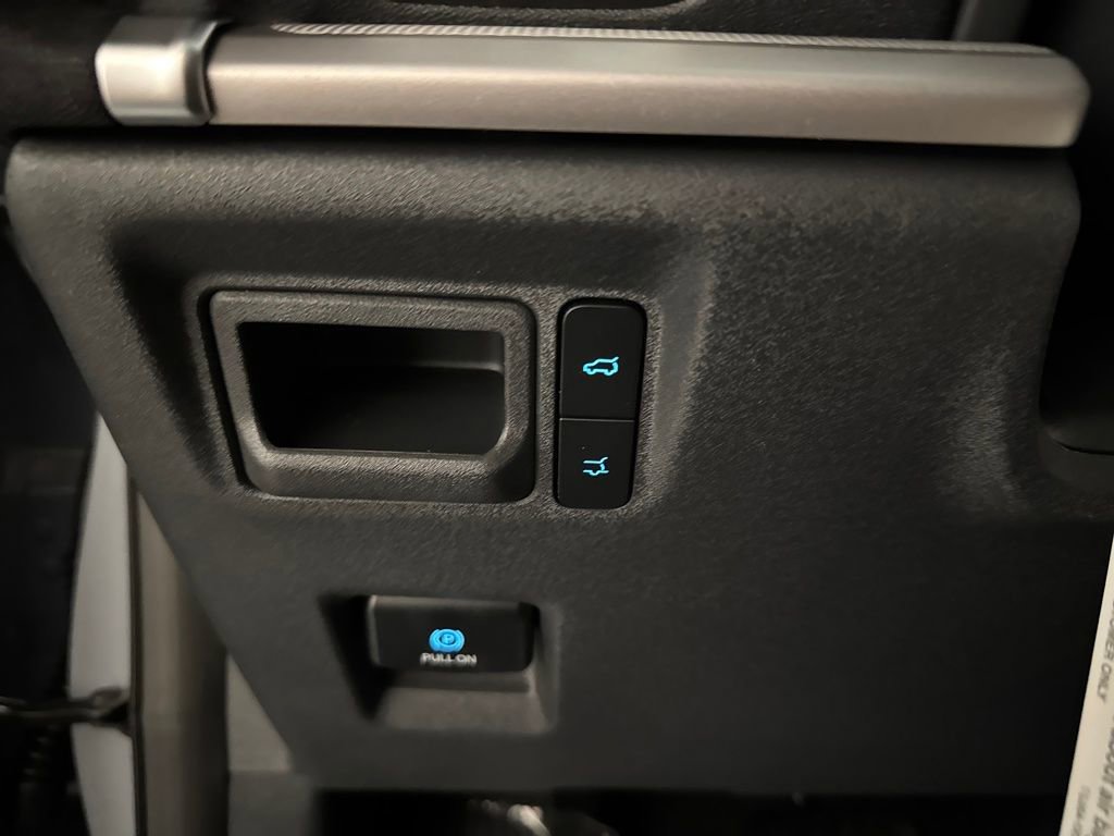 New 2026 Ford Expedition Max Active RWD image 32