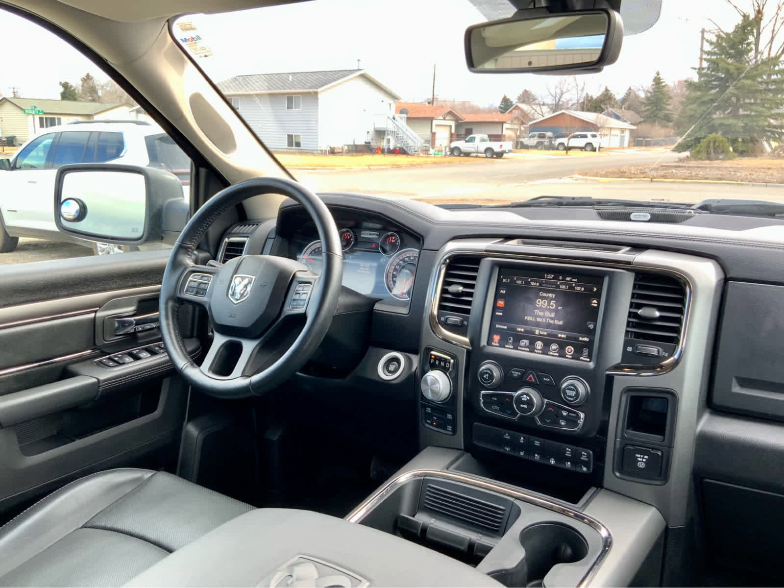 Used 2017 RAM 1500 Sport image 35
