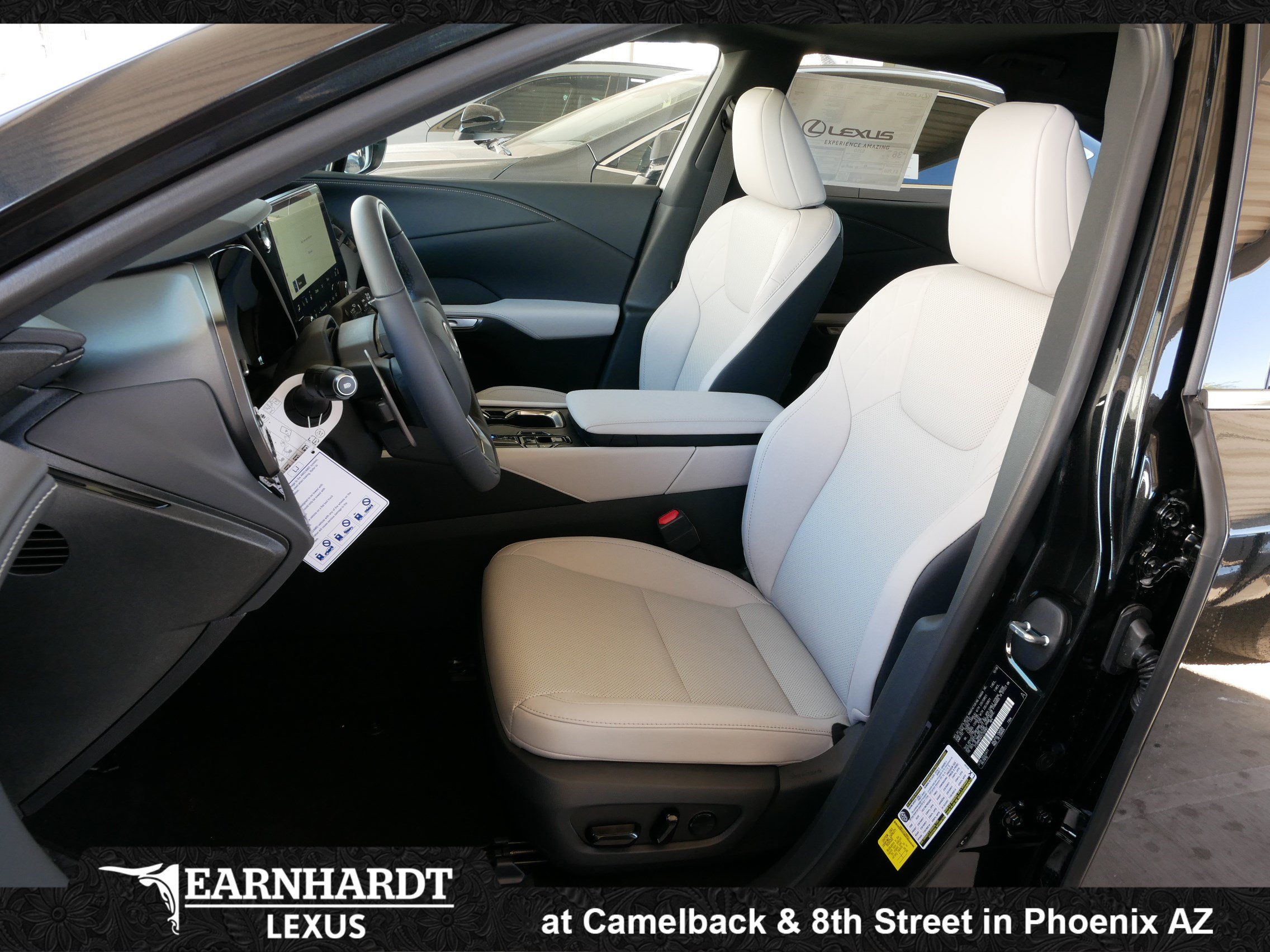 New 2026 Lexus RX 350h w/ Convenience Package AWD/4WD image 2