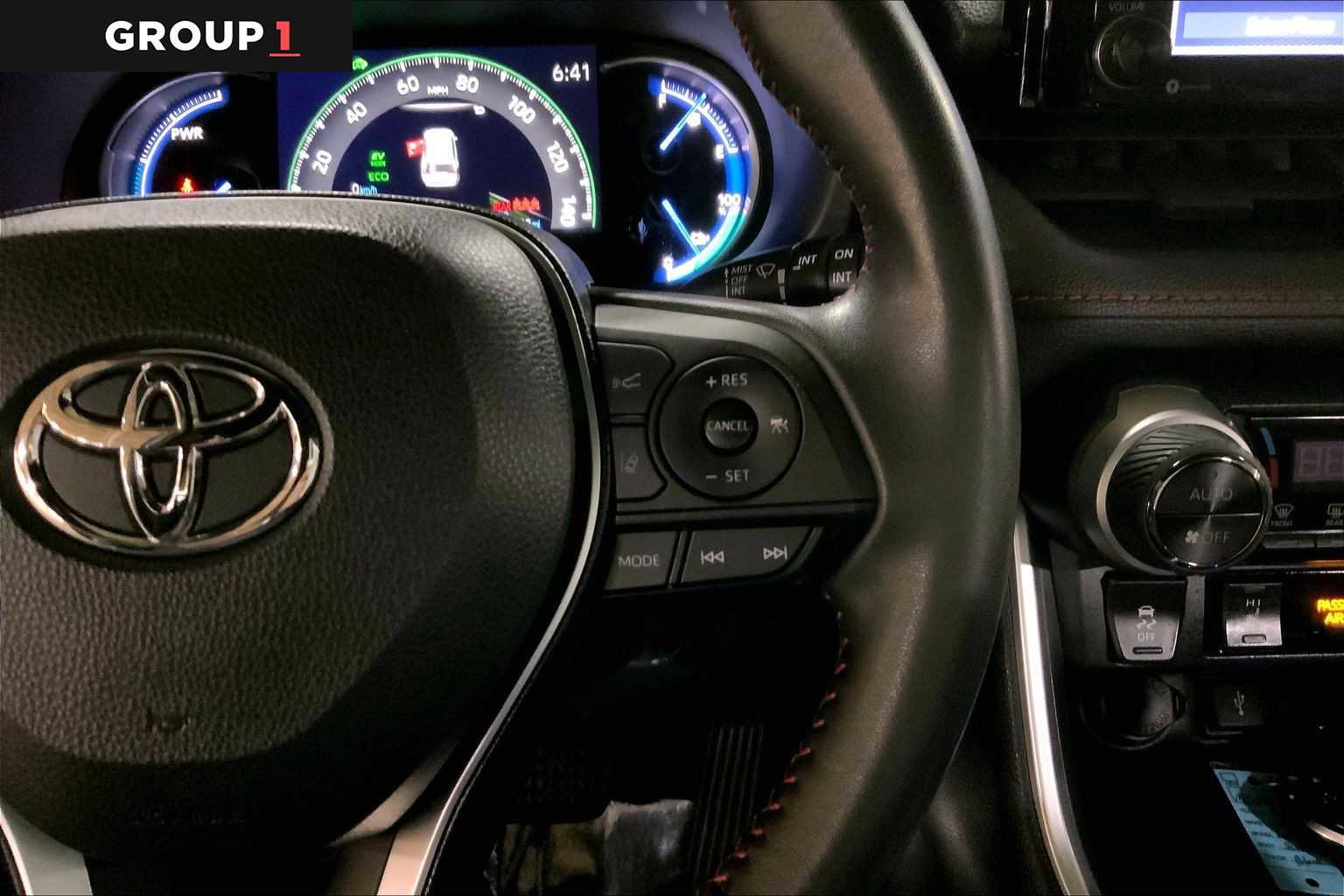 Used 2021 Toyota RAV4 SE AWD/4WD image 25