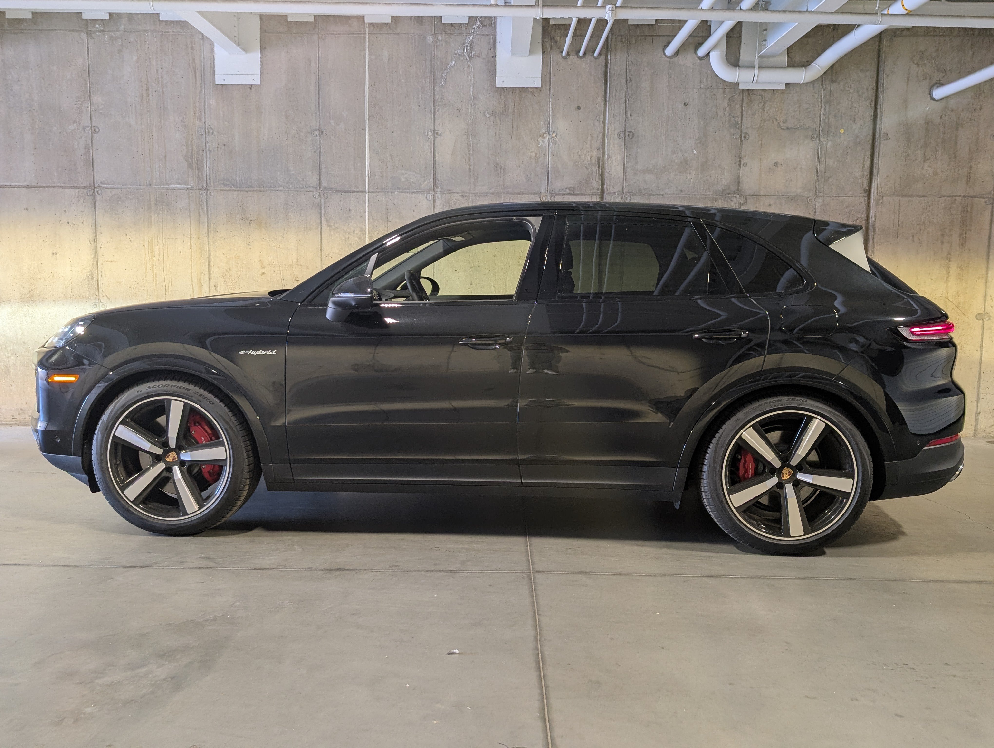 New 2026 Porsche Cayenne S AWD/4WD image 2