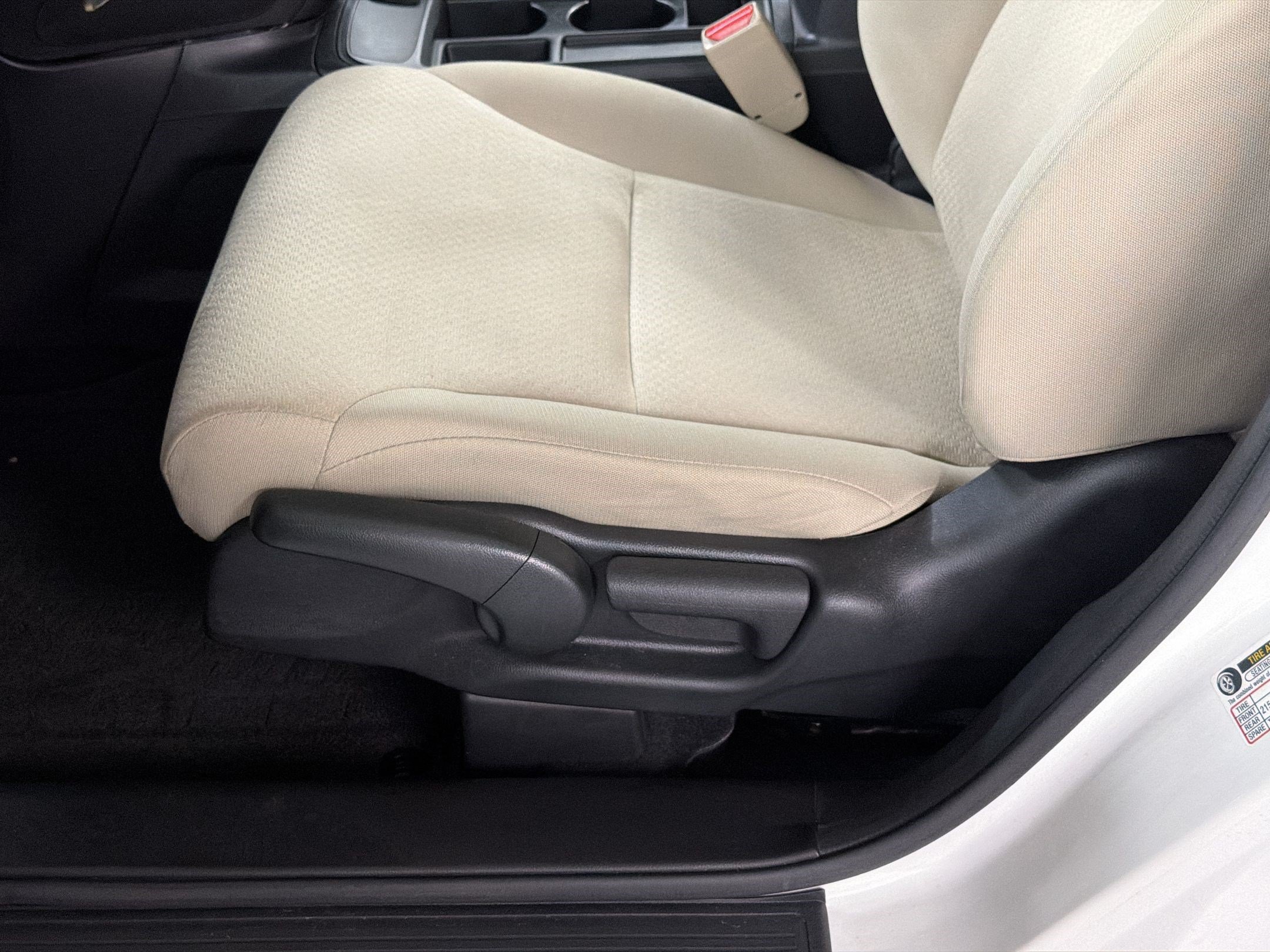 Used 2015 Honda CR-V LX image 14