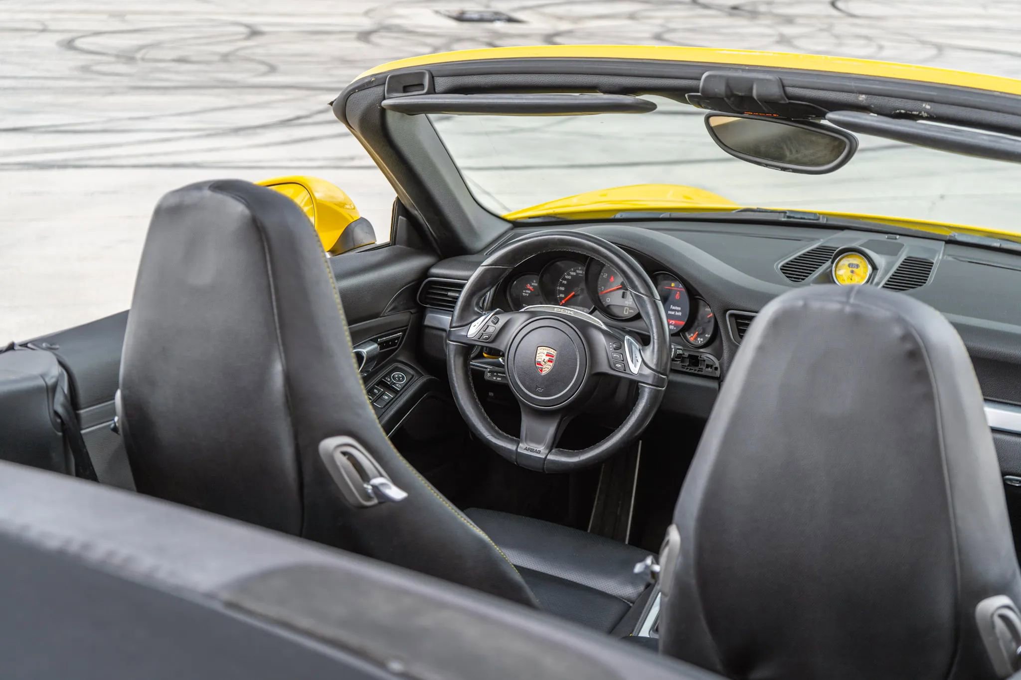 Used 2015 Porsche 911 Carrera S image 24