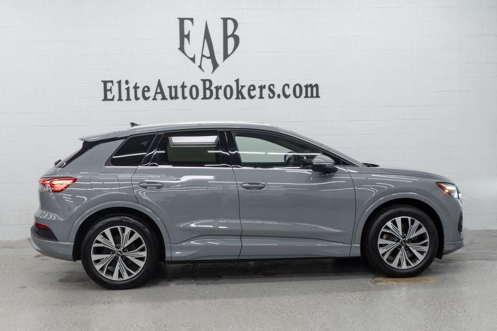 Used 2023 Audi Q4 e-tron Premium Plus w/ Premium Plus RWD image 5
