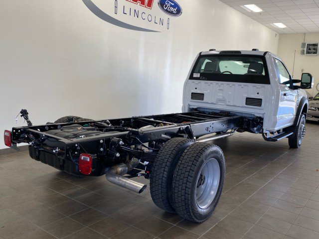 New 2026 Ford F550 Luxury RWD image 7