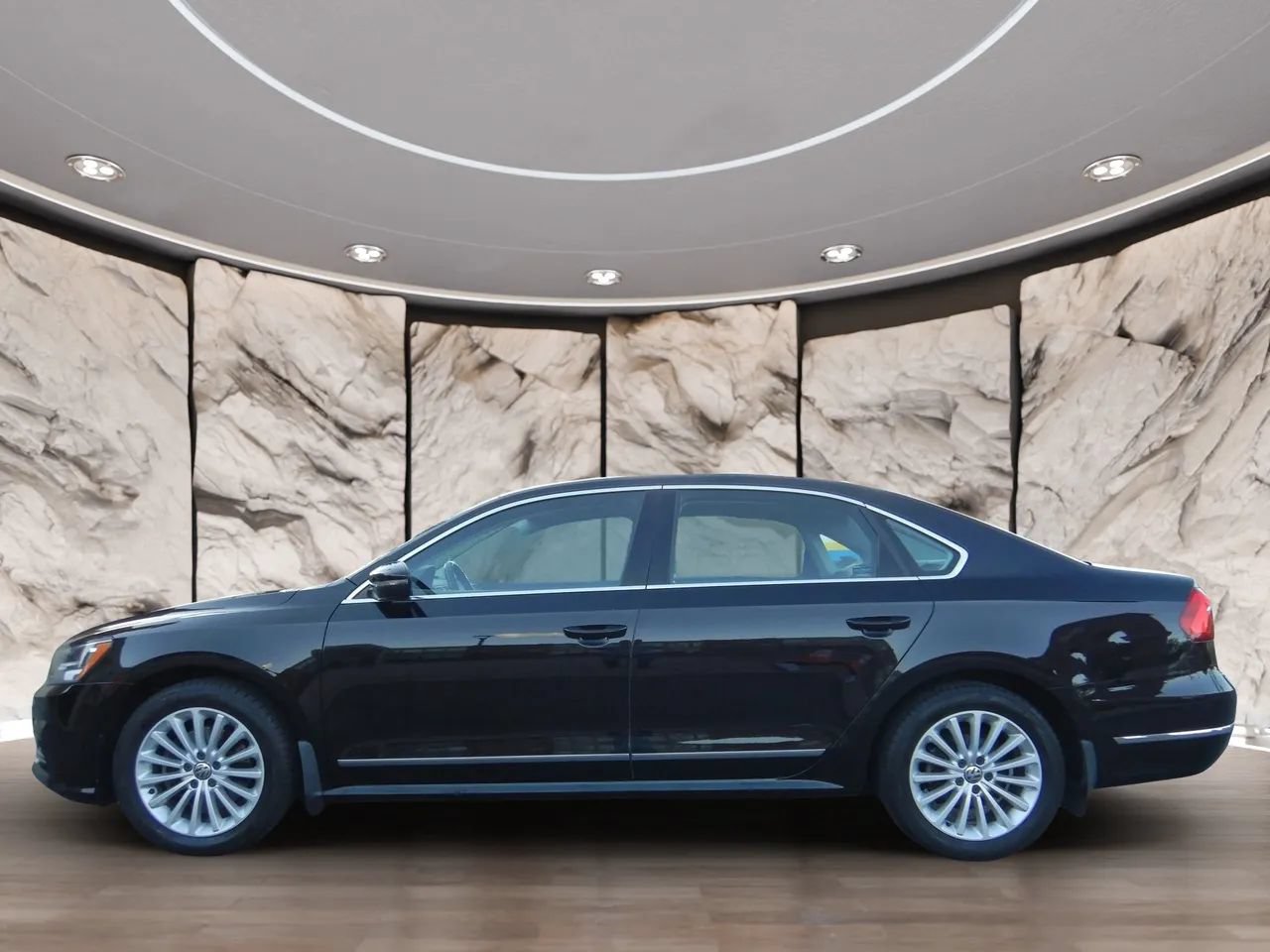 Used 2016 Volkswagen Passat 1.8T SE FWD image 10