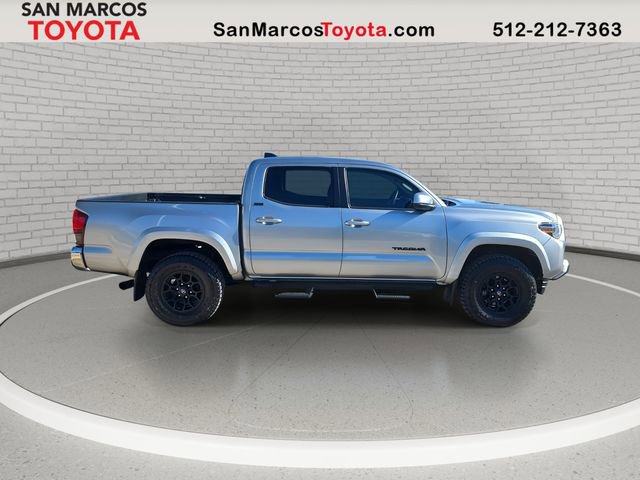 Certified 2022 Toyota Tacoma SR5 image 4