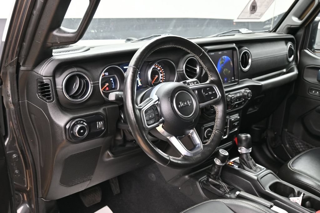 Used 2023 Jeep Wrangler Unlimited Sahara w/ Cold Weather Group AWD/4WD image 20