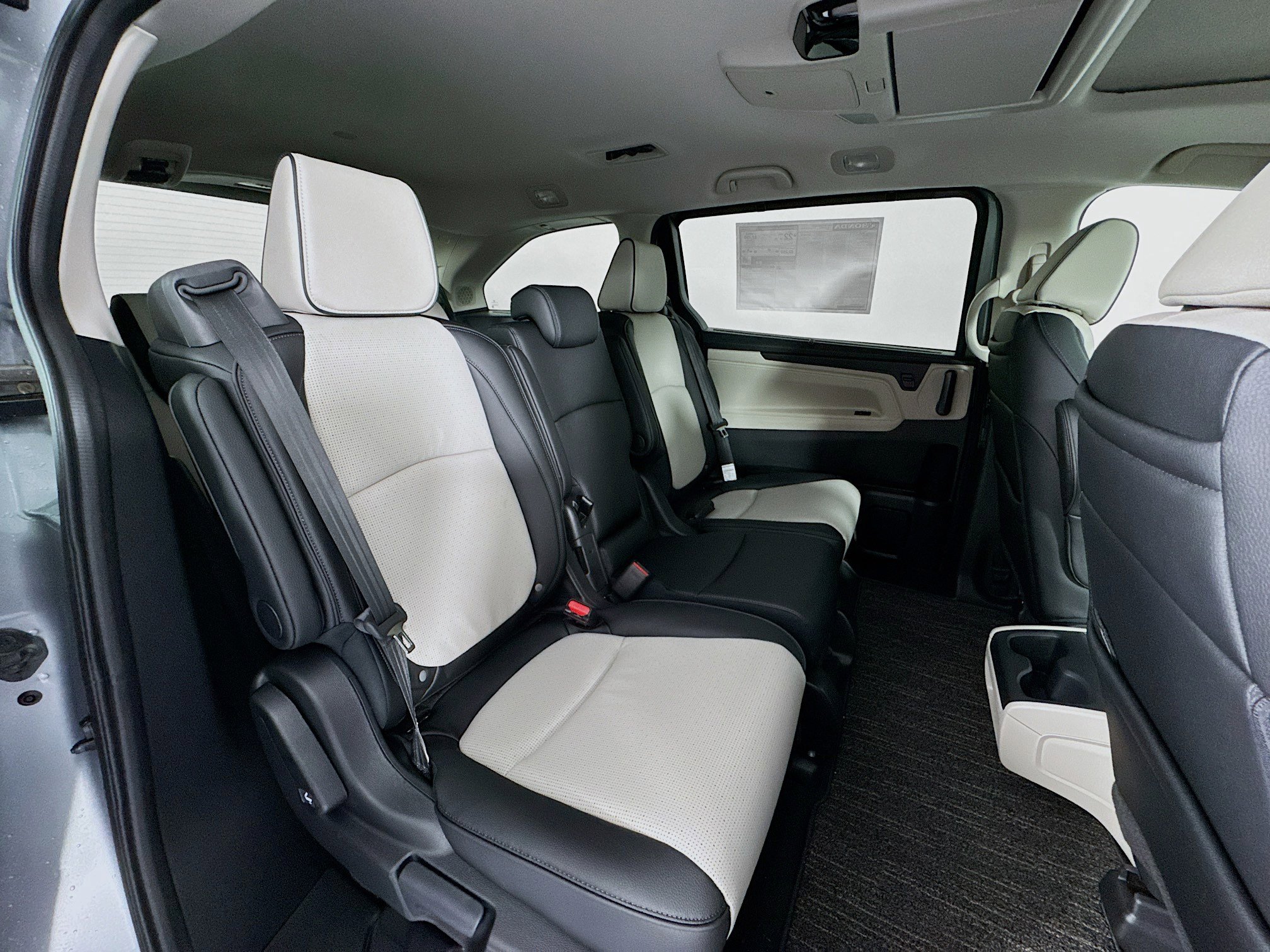 New 2026 Honda Odyssey Elite image 31