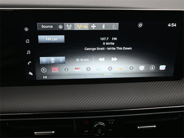 Used 2025 Nissan Kicks SR image 35