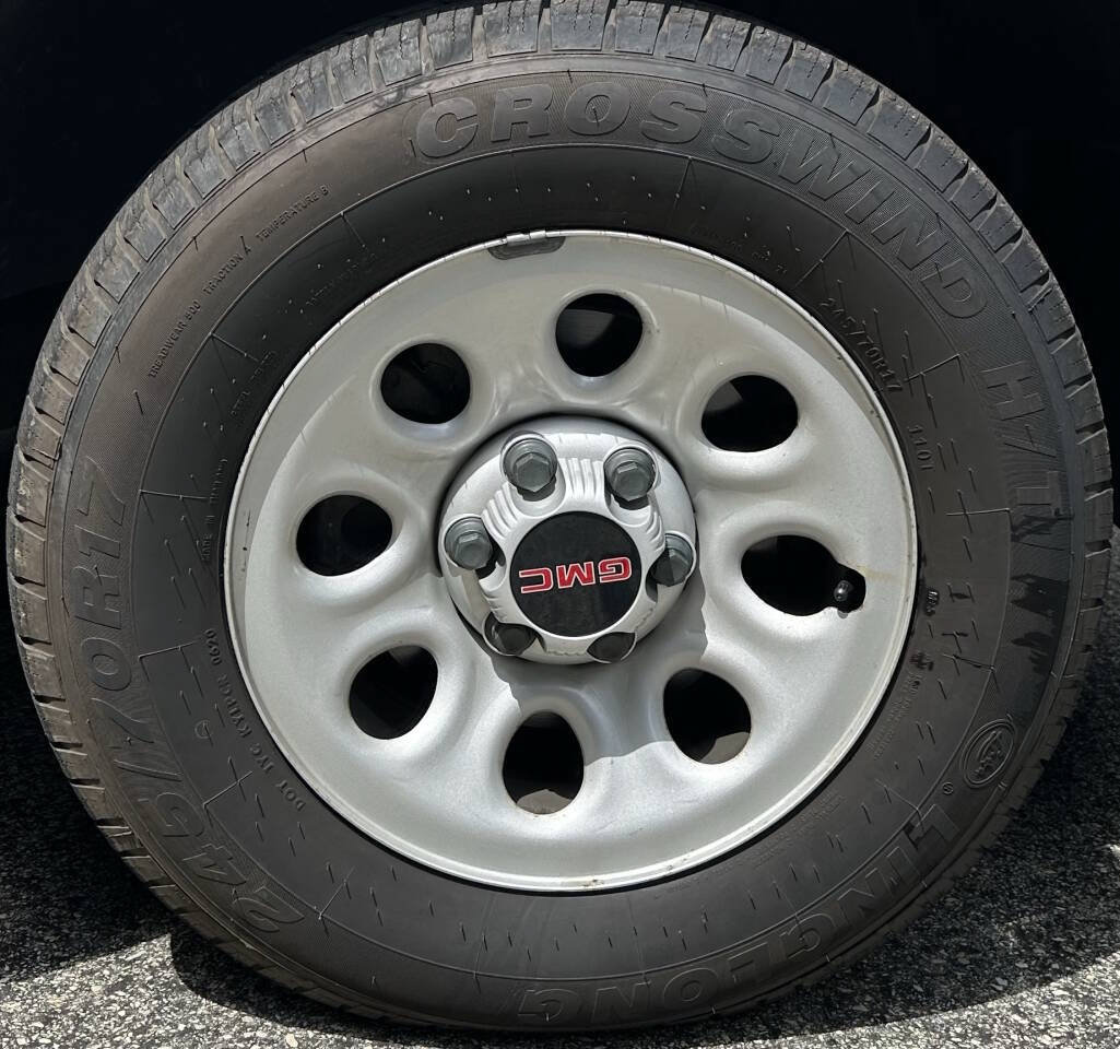 Used 2007 GMC Sierra 1500 W/T w/ Work Truck Preferred Package AWD/4WD image 11