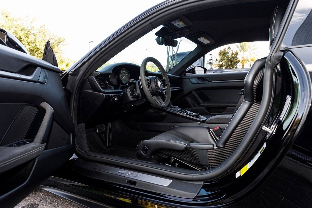 Used 2022 Porsche 911 GT3 image 29