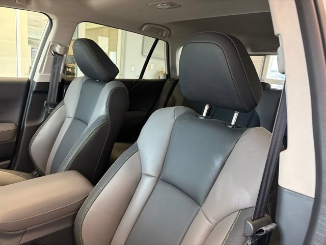 Used 2025 Subaru Outback Onyx Edition AWD/4WD image 13