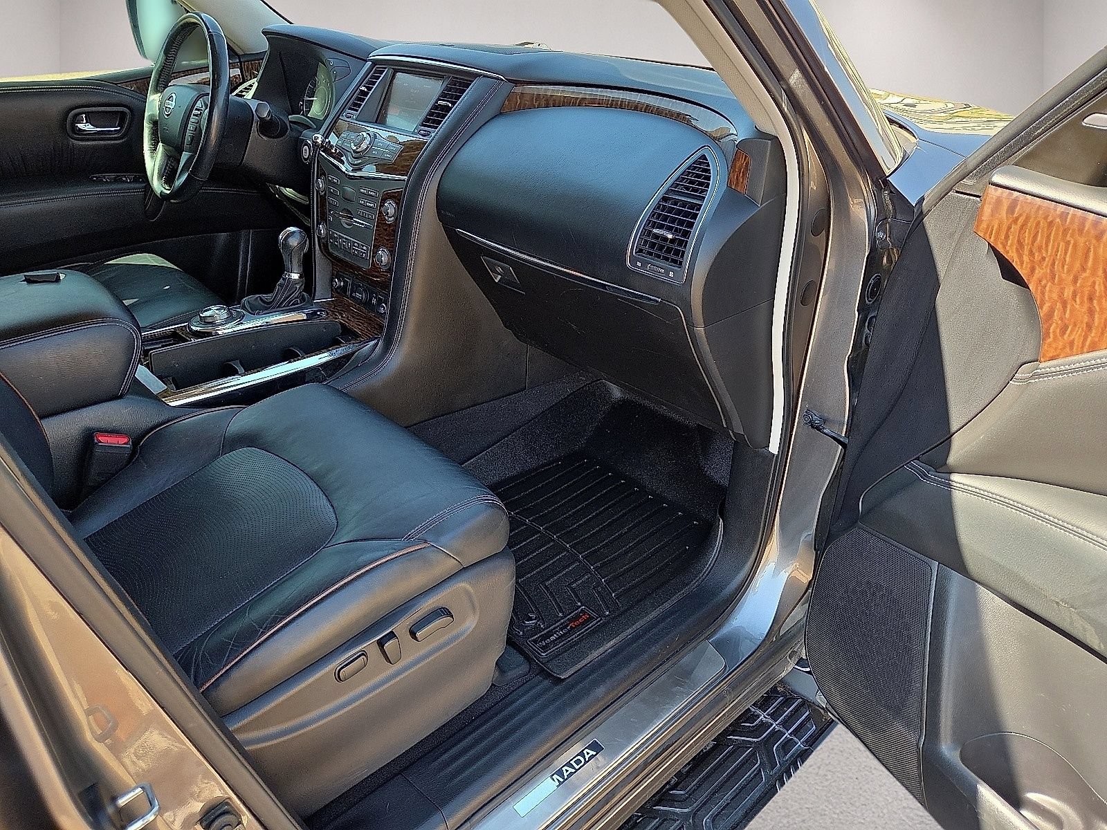 Used 2018 Nissan Armada Platinum w/ Captain Seat Package AWD/4WD image 13