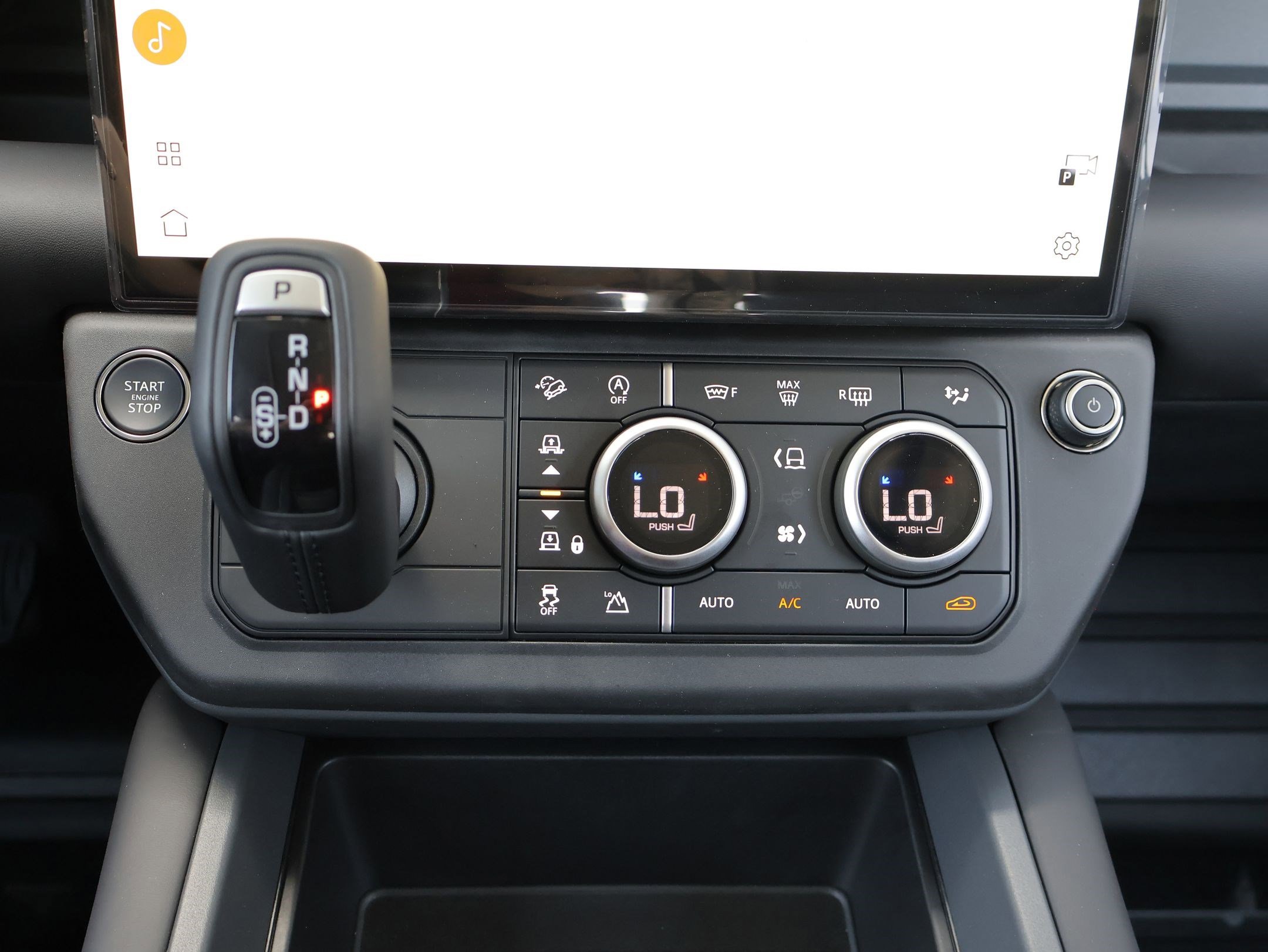 New 2026 Land Rover Defender 110 X-Dynamic SE AWD/4WD image 16