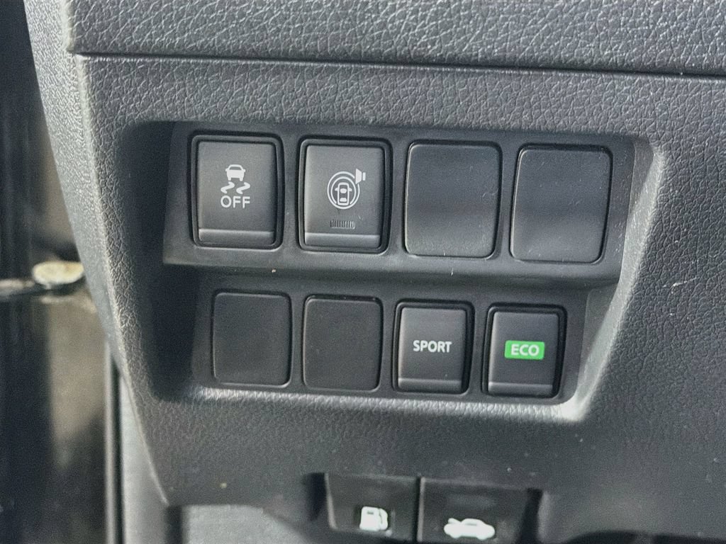 Used 2017 Nissan Rogue S FWD image 12