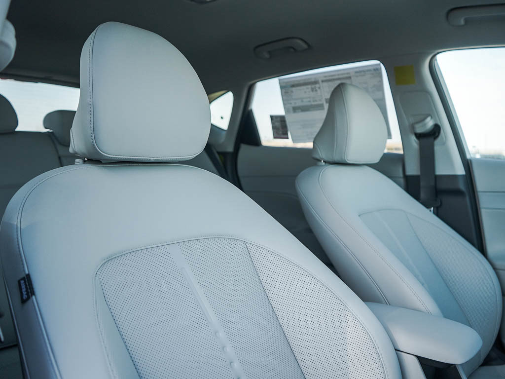 New 2026 Hyundai Kona SEL Premium AWD/4WD image 11