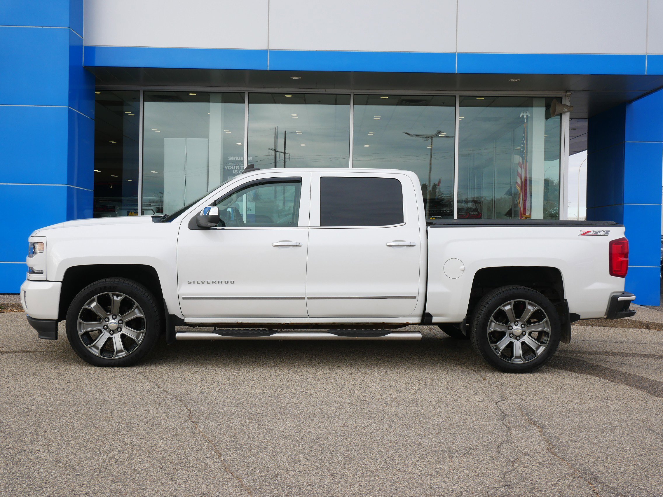 Certified 2017 Chevrolet Silverado 1500 LTZ Z71 w/ LTZ Plus Package AWD/4WD image 5