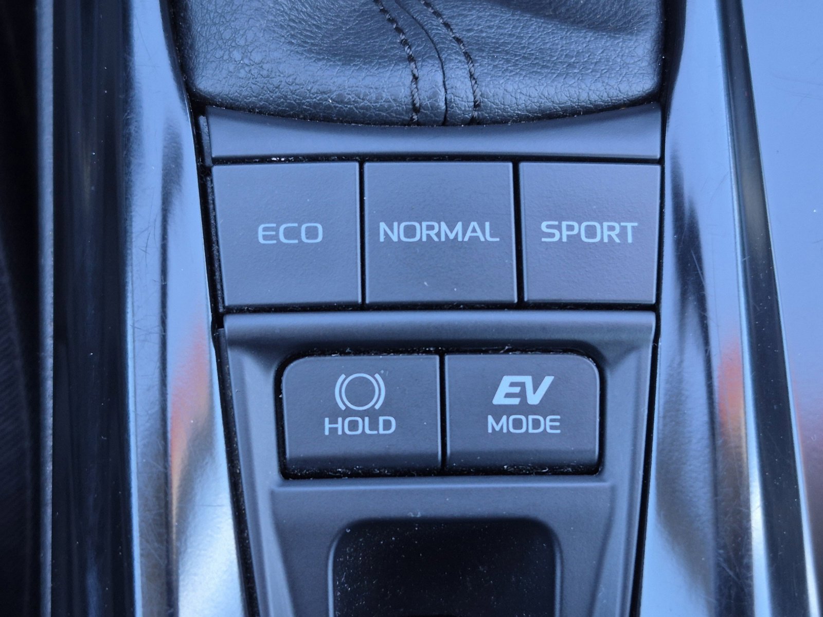 Certified 2025 Toyota Camry LE image 31