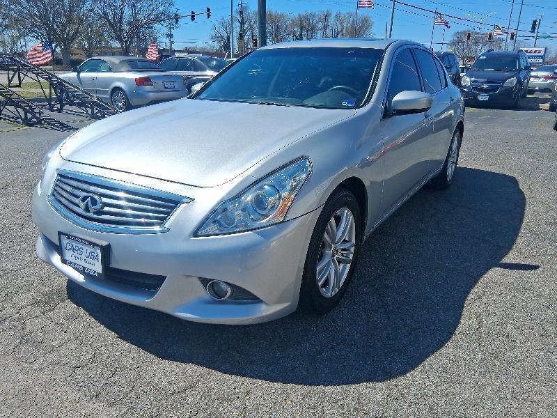 Used 2013 INFINITI G37 x w/ Premium Pkg AWD/4WD image 4
