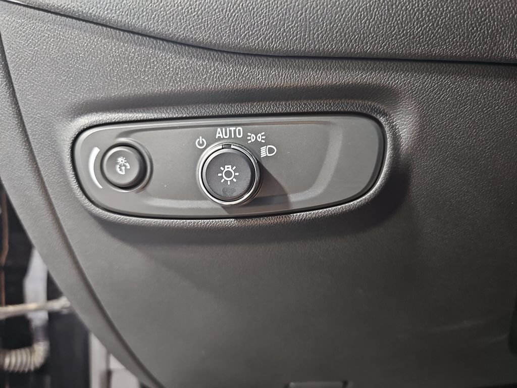 Used 2022 Chevrolet Equinox LT AWD/4WD image 27
