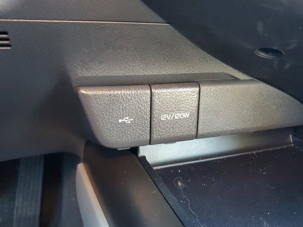 Used 2023 Toyota Camry LE image 24