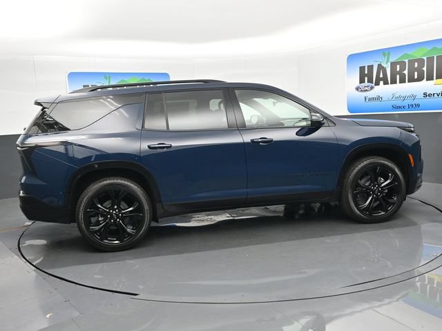 New 2027 Chevrolet Traverse RS w/ LPO, Floor Liner Package FWD image 6