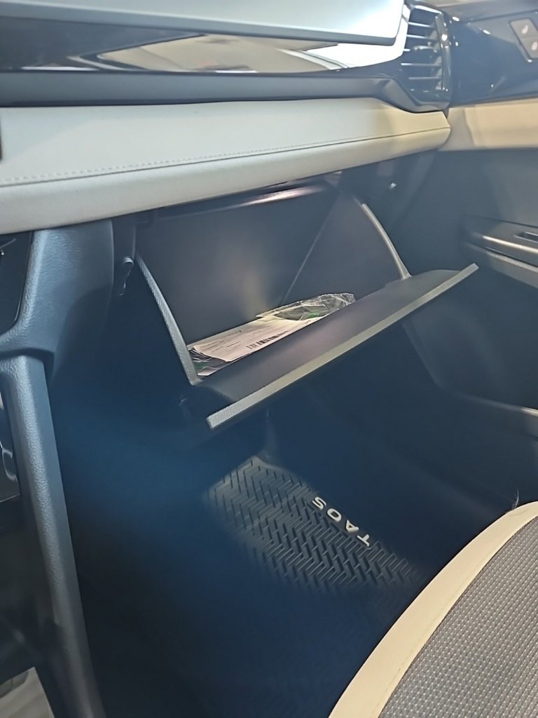 New 2026 Volkswagen Taos S image 28