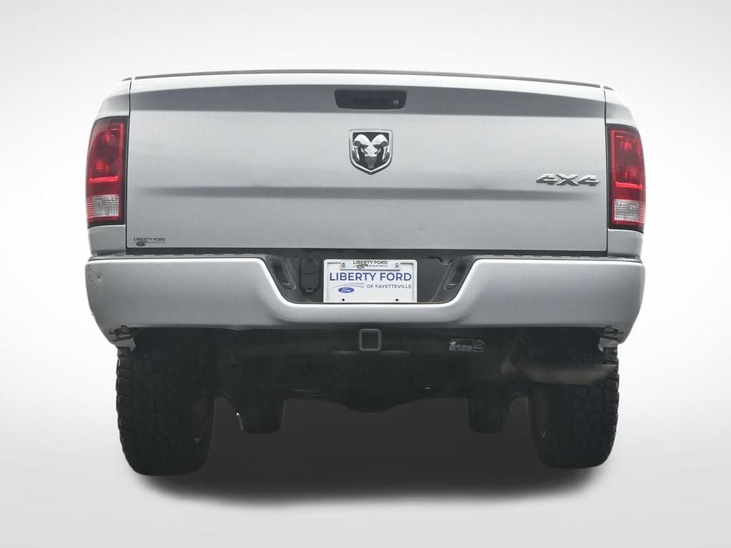 Used 2017 RAM 1500 Express AWD/4WD image 36