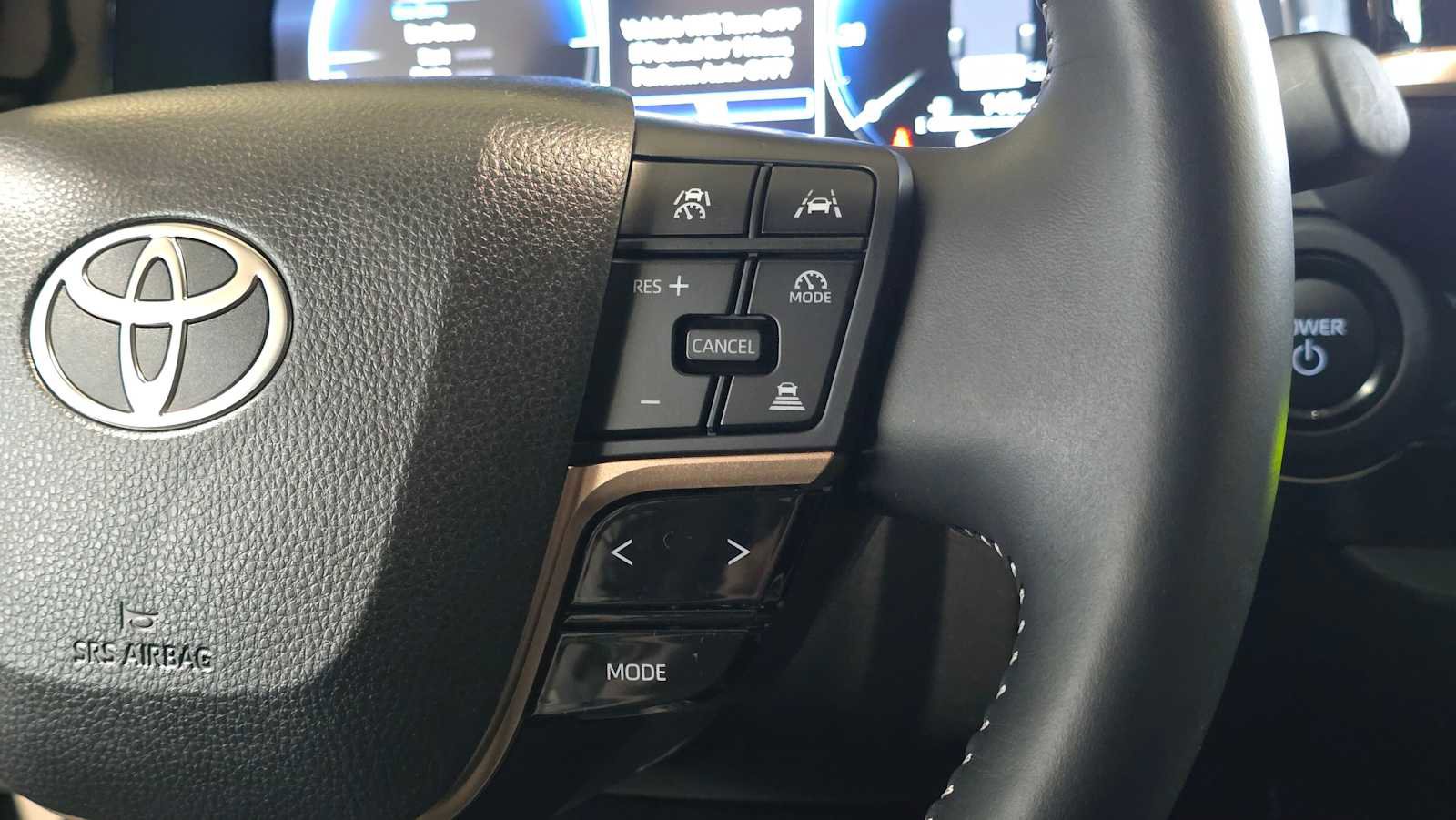 Used 2025 Toyota Crown w/ Carpet Mat Package (TMS) AWD/4WD image 27