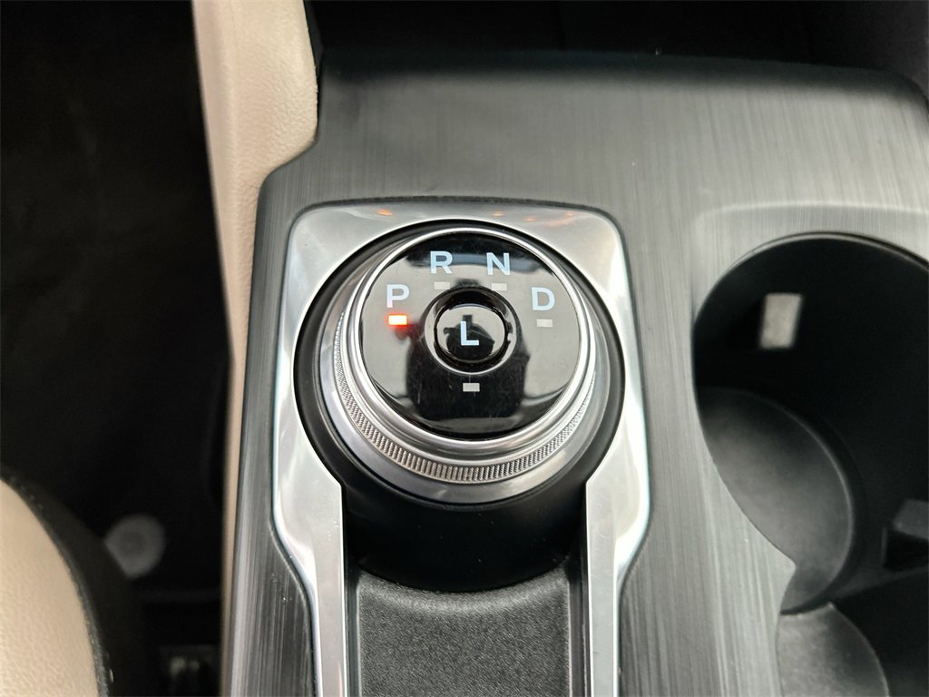 Used 2021 Ford Escape SEL image 28