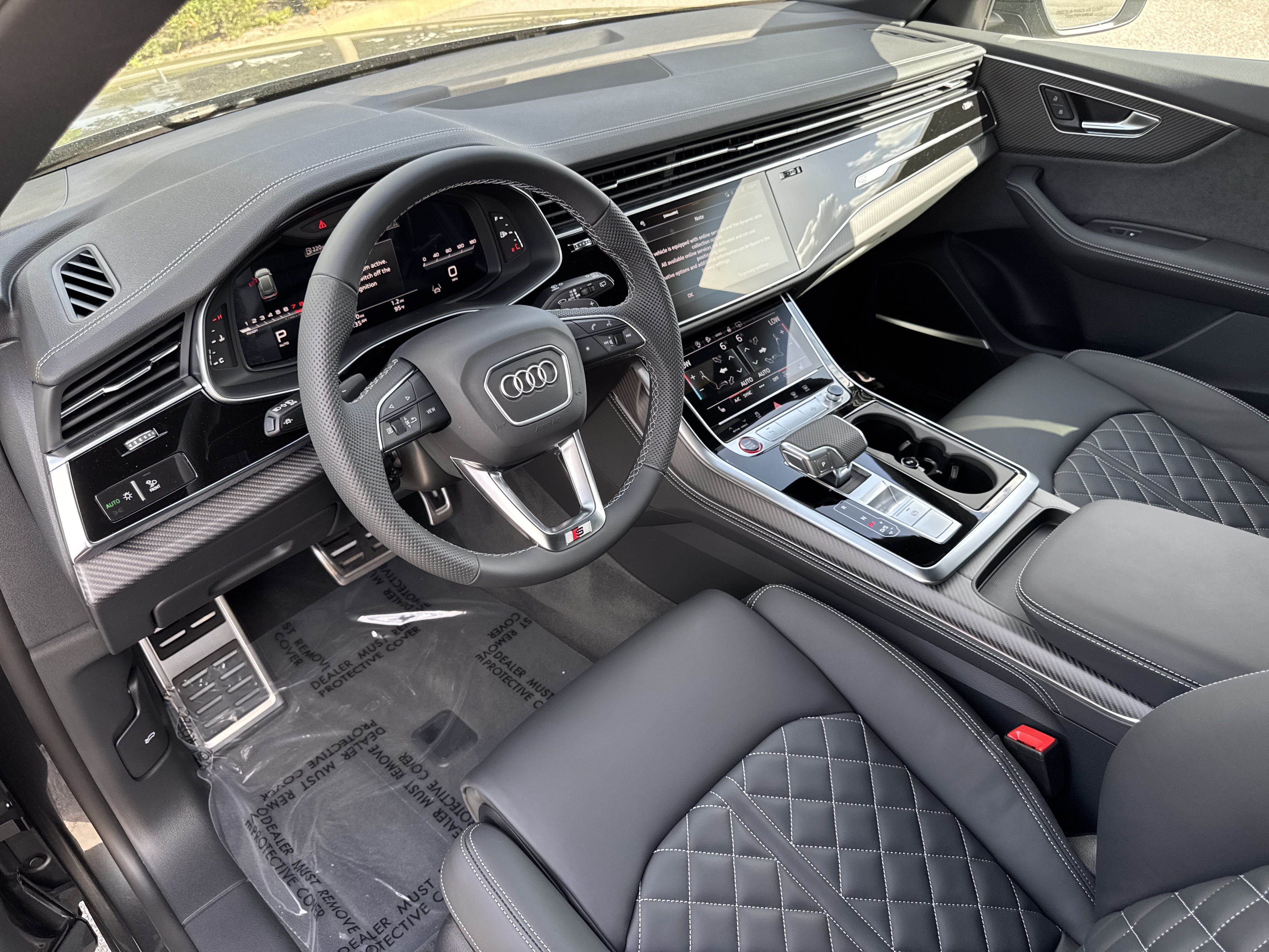 New 2026 Audi SQ8 Premium Plus AWD/4WD image 18