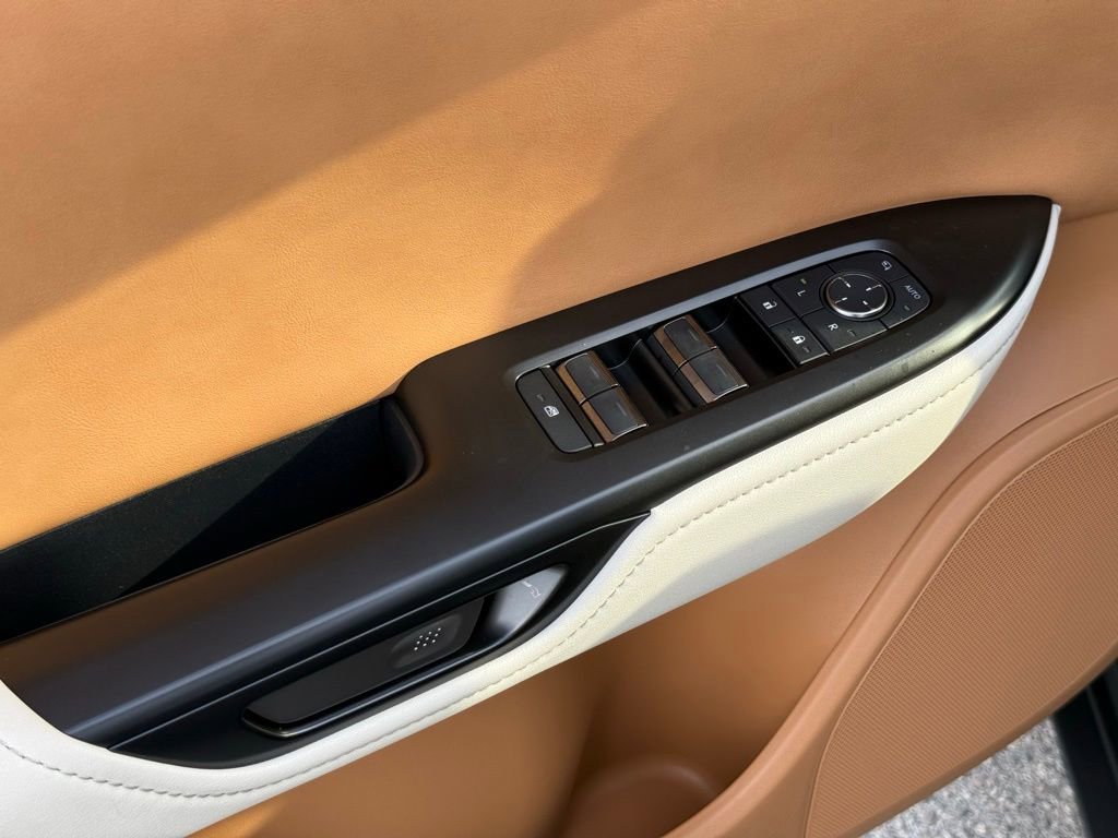 New 2026 Lexus RZ 350e 2WD image 18