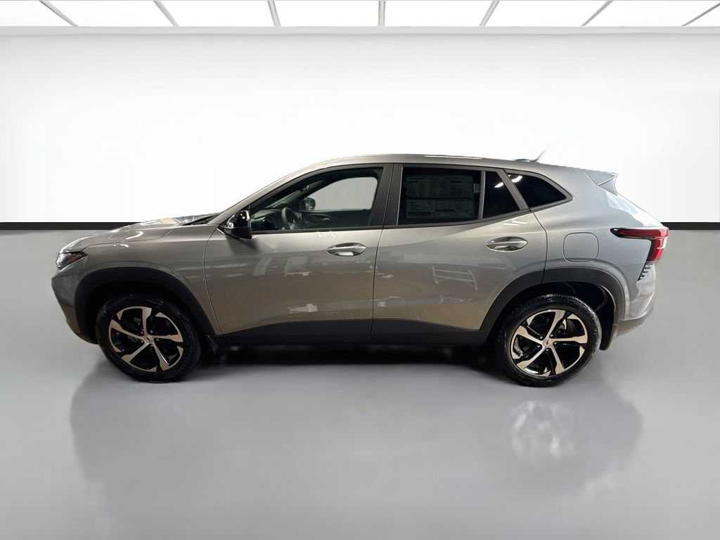 New 2026 Chevrolet Trax RS w/ Sunroof Package FWD image 8