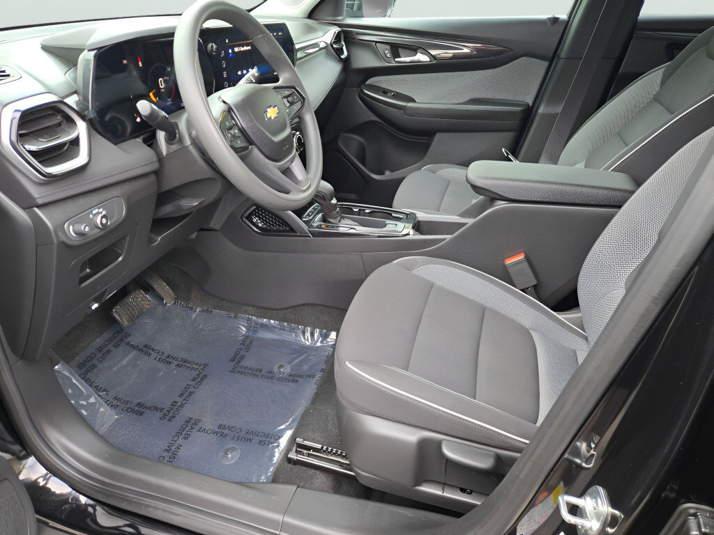 Certified 2026 Chevrolet TrailBlazer LT FWD image 25