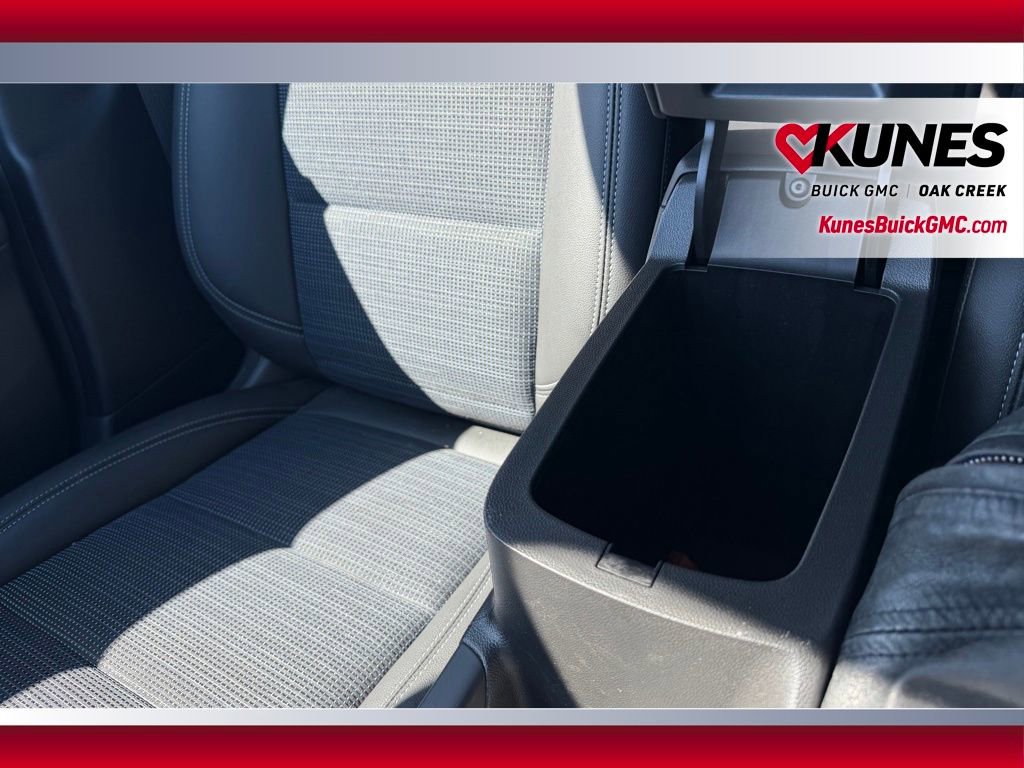 Used 2025 Buick Envista Preferred w/ Convenience I Package image 22