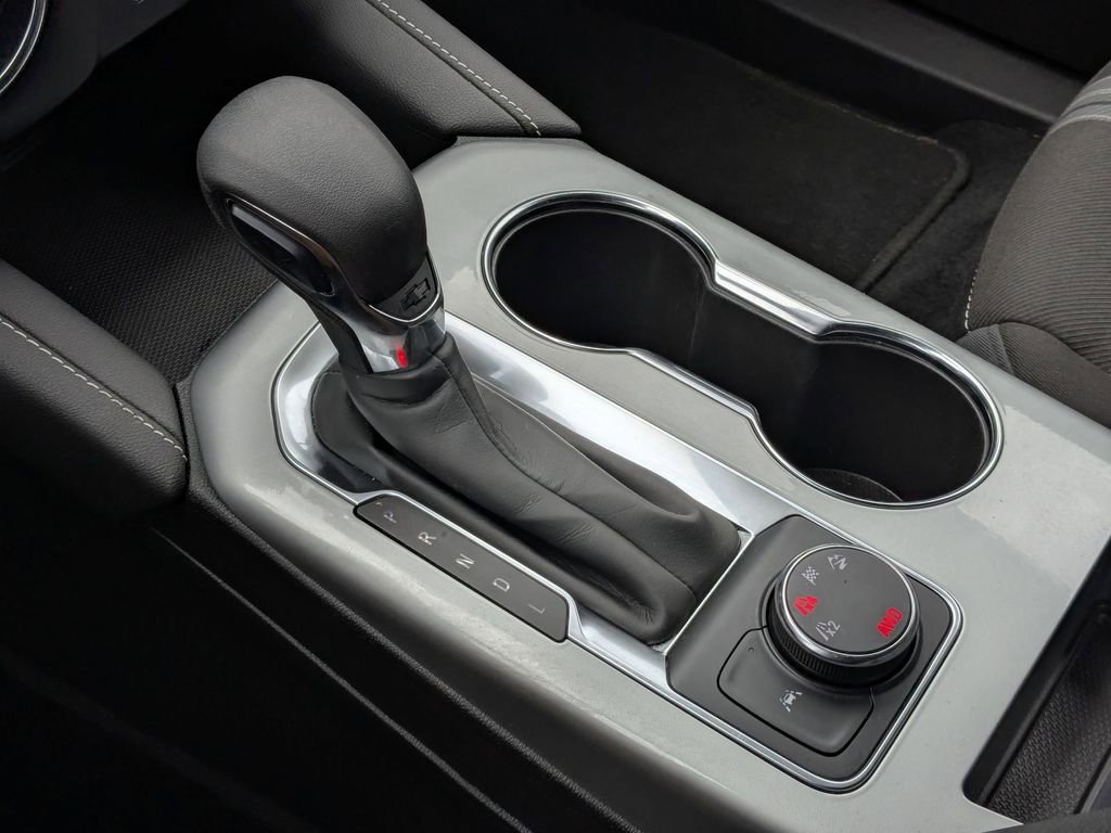 Used 2025 Chevrolet Blazer LT image 24