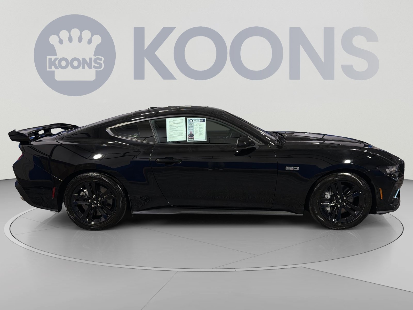 Used 2025 Ford Mustang GT RWD image 8
