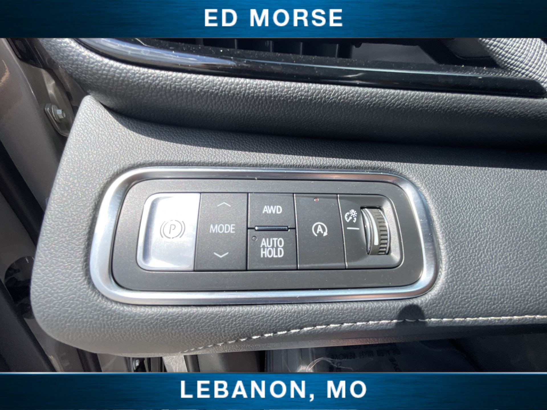 Certified 2026 Buick Enclave Sport Touring AWD/4WD image 17