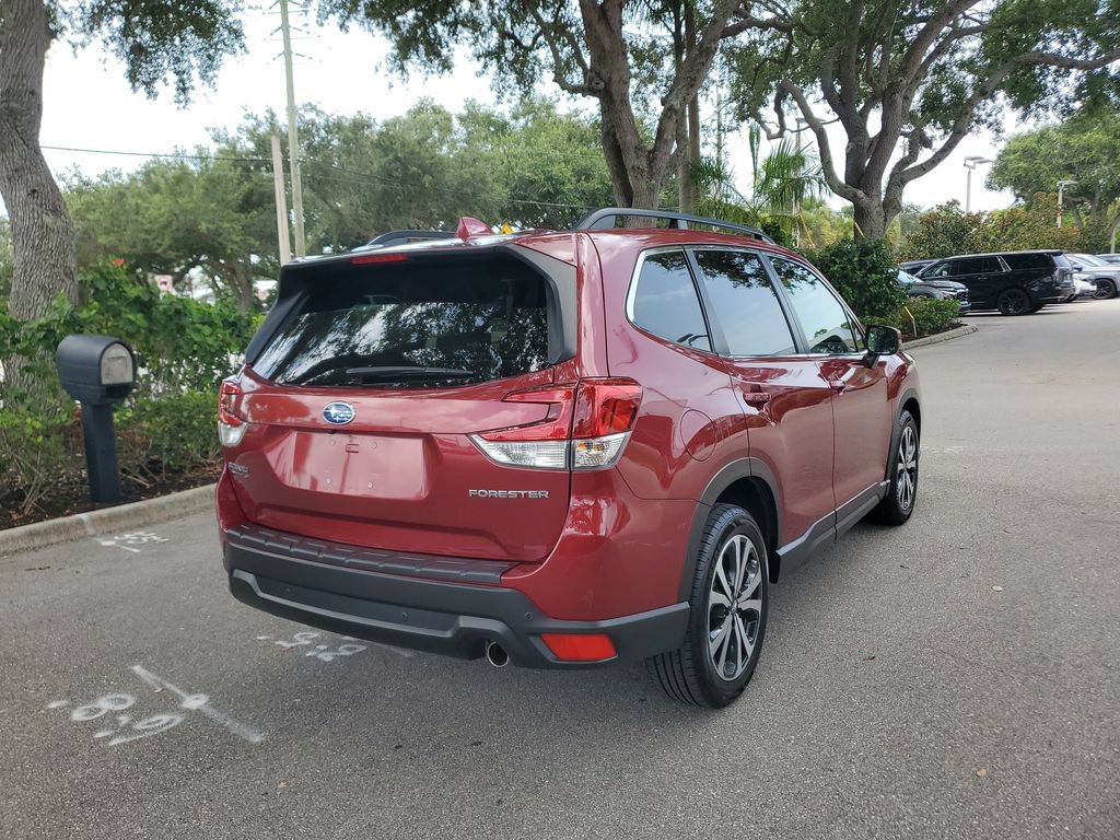 Used 2020 Subaru Forester Limited AWD/4WD image 6