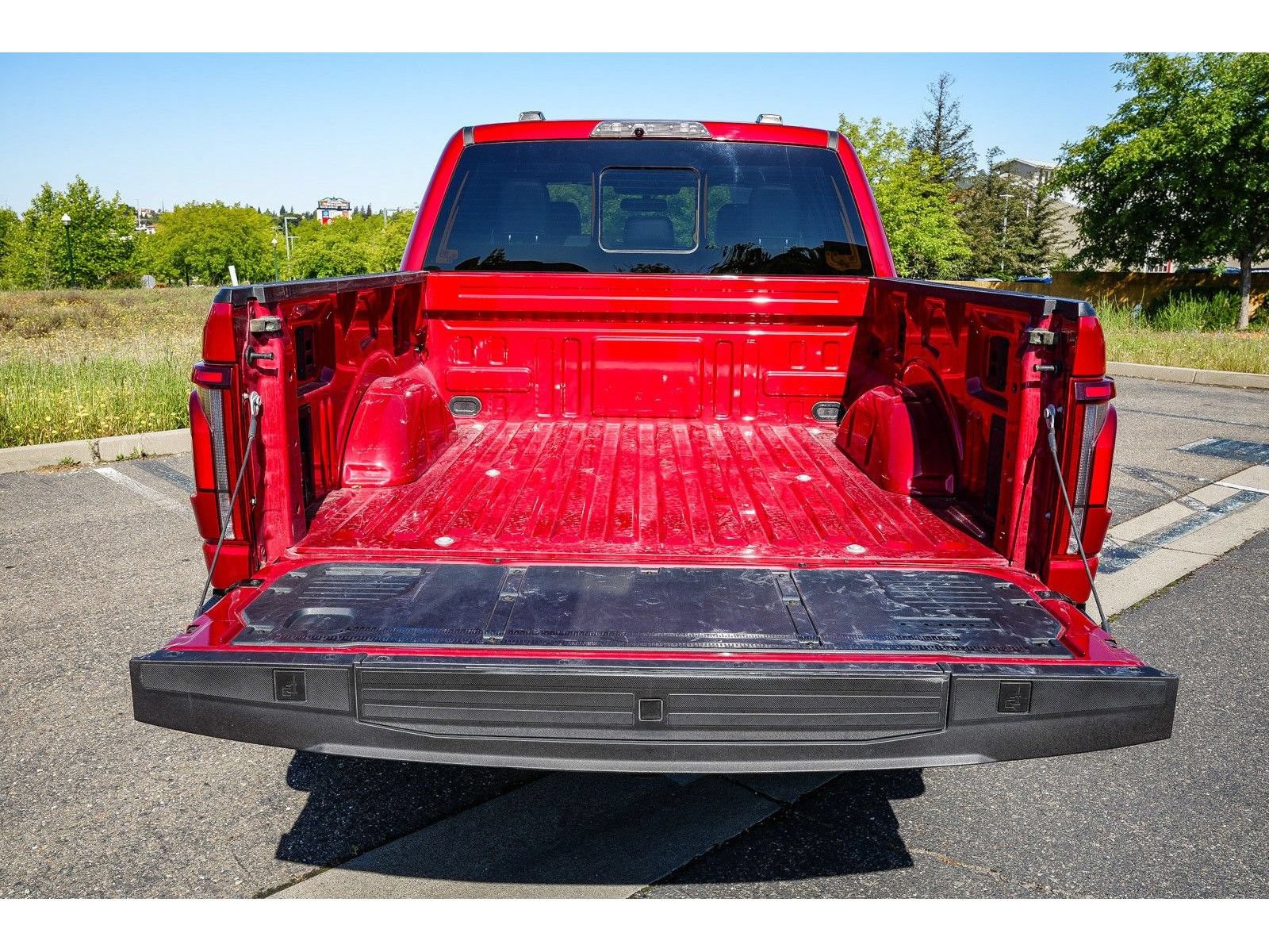 Used 2025 Ford F150 Raptor AWD/4WD image 25