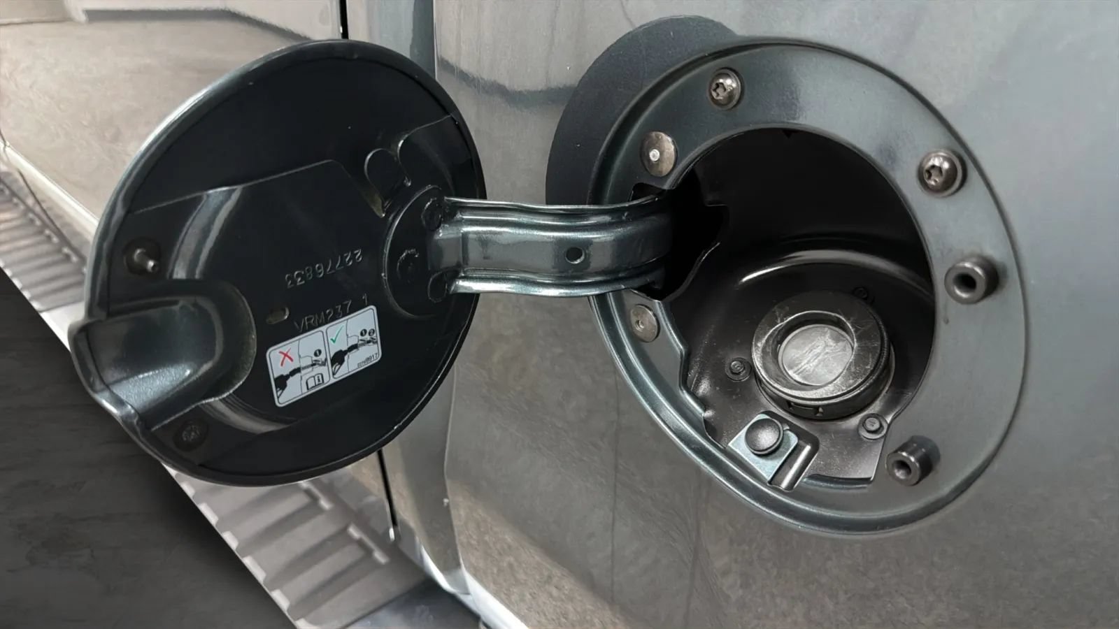 Used 2018 GMC Sierra 1500 SLT AWD/4WD image 27