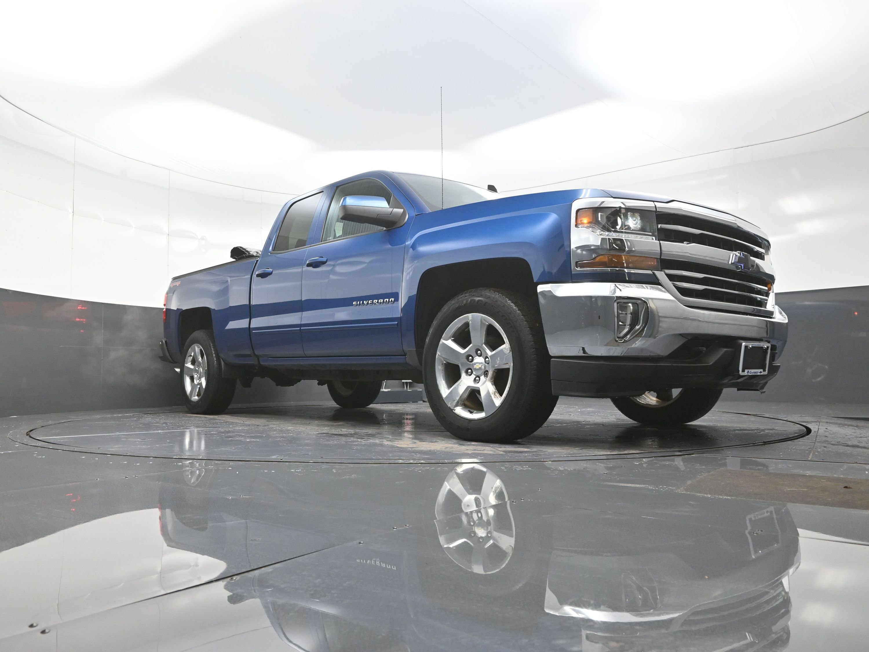 Used 2017 Chevrolet Silverado 1500 LT w/ All Star Edition image 9
